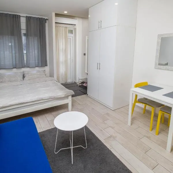 Studio Apartment Lukas，位于Marinci的酒店