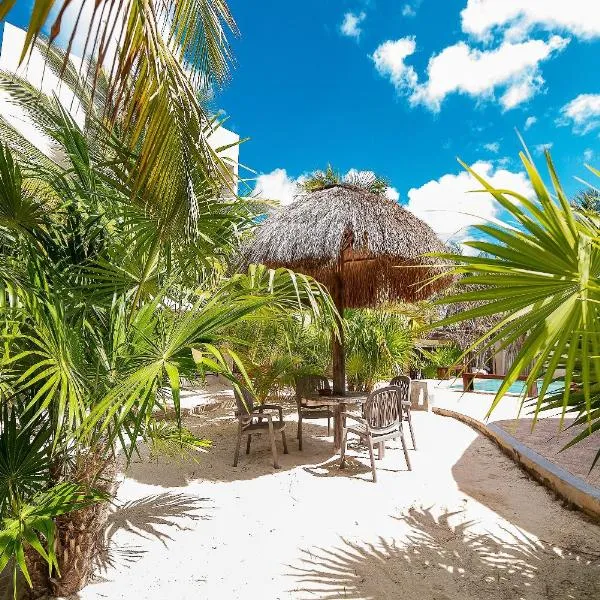 87979 Very chic 3BR Condo, tons of amenities, 1 block from Ocean，位于普罗格雷索的酒店