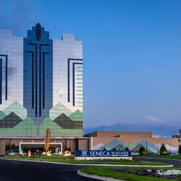 Seneca Niagara Resort & Casino，位于刘易斯顿的酒店