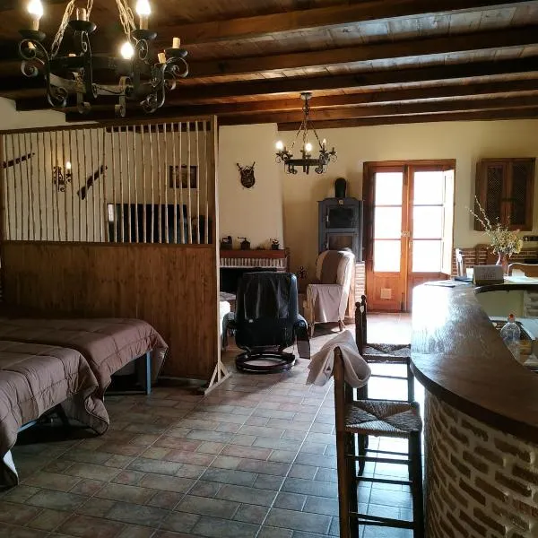 Estudio Rustico，位于塔韦尔纳斯的酒店