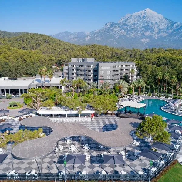 Mövenpick Resort Antalya Tekirova - Ex Royal Diwa Tekirova，位于特基罗瓦的酒店