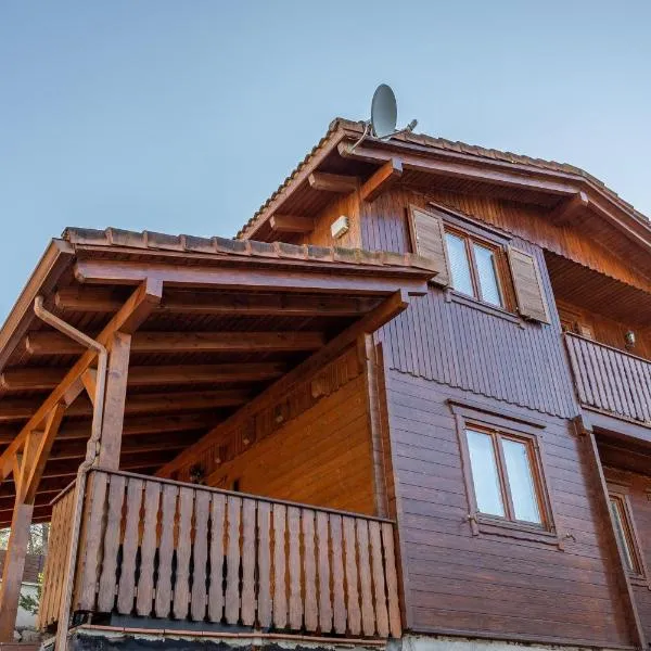 Casa de Madera en Calafell，位于卡拉费尔的酒店