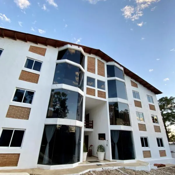 Herradura VIP Inn，位于马萨米特拉的酒店