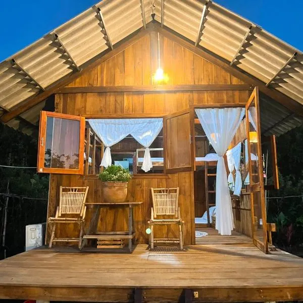 Bungalow - Farmstay Hoa Rừng U Minh，位于Ấp Sáu的酒店