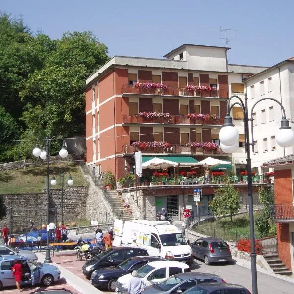 贝拉维斯塔酒店，位于Bruscoli的酒店