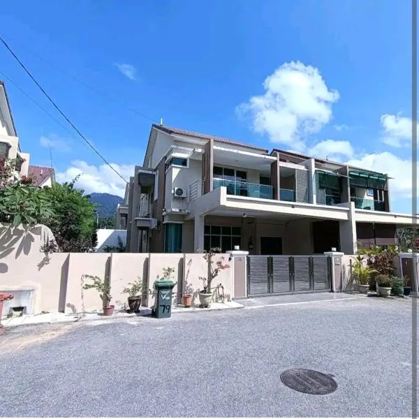 IMPIAN STAY #1 #15pax Semi Bungalow House半独立別墅，位于瓜埠的酒店