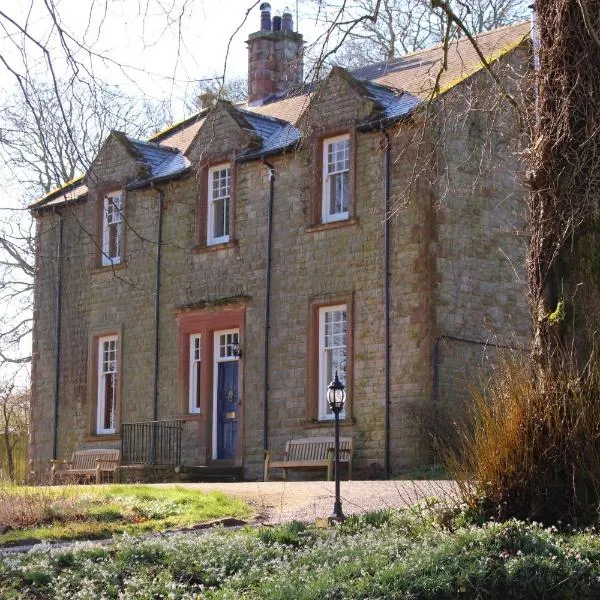 Woodlands Country House & Cottage，位于Waverton的酒店