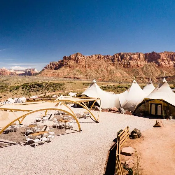 锡安帆布下的豪华帐篷，位于维尔京的酒店