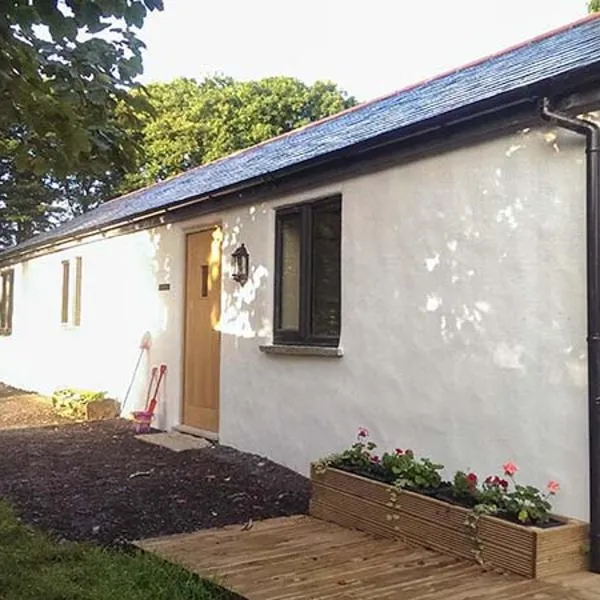 Vine Cottage，位于Saint Ewe的酒店