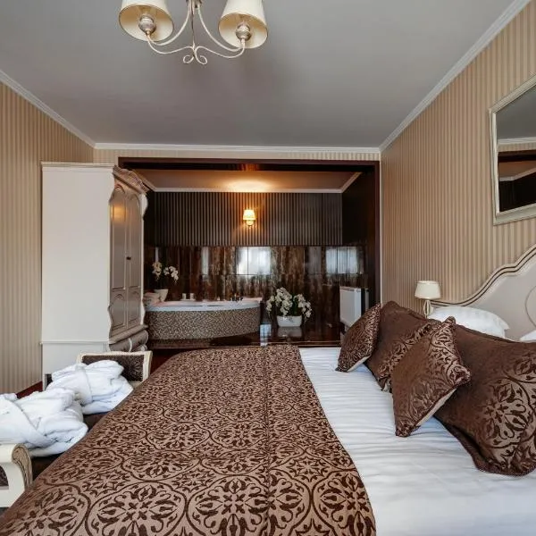 肖邦酒店，位于卡姆皮诺斯的酒店