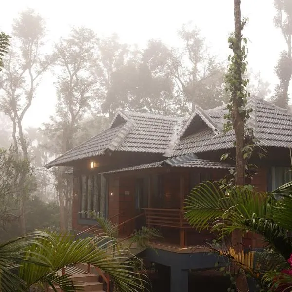 Entire Villa Surrounded by Wayanad forest，位于瓦亚纳德的酒店