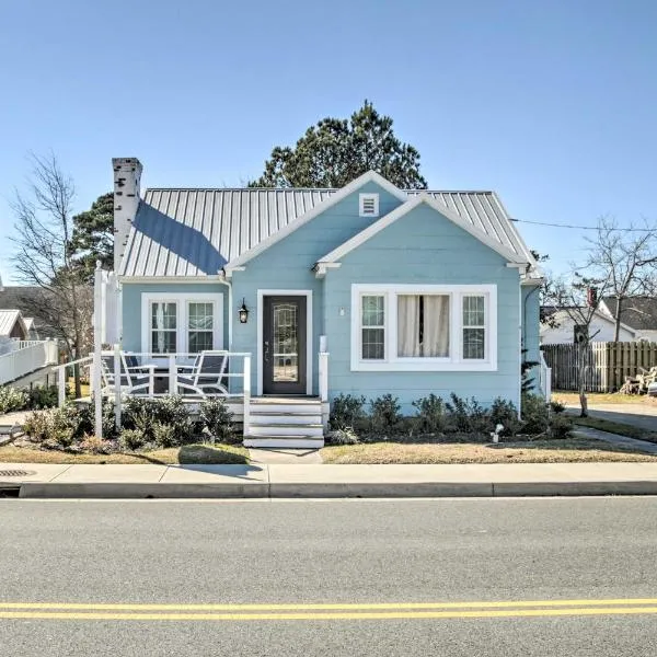 Chincoteague Island Cottage about 2 Mi to Beaches，位于钦科蒂格的酒店