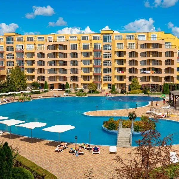 Menada Grand Resort Apartments，位于阿赫洛伊的酒店