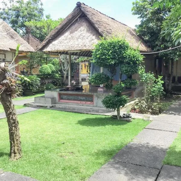 DATON HOUSE near Bali Zoo Ubud Mitra RedDoorz，位于Darmasaba的酒店