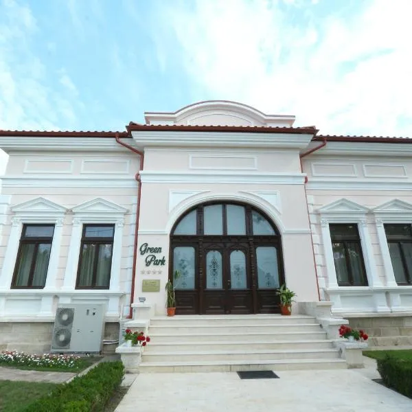 Green Park Boutique Hotel,位于福克沙尼的酒店