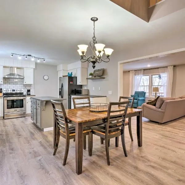 Hilltop Home Inside of Apple Valley!，位于弗农山的酒店