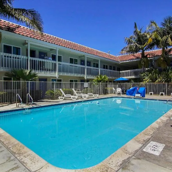 圣巴巴拉市6号汽车旅馆 - 卡宾特利亚南部，位于卡宾特里拉的酒店