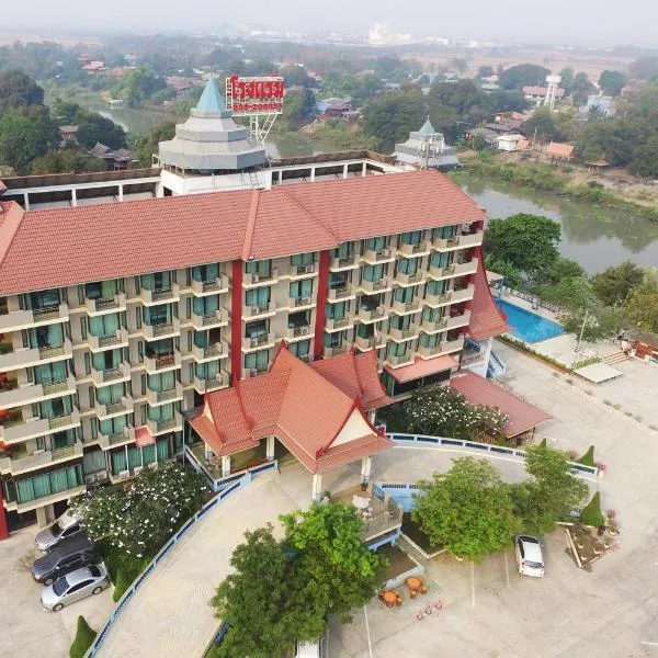 图布森奥哈雅酒店，位于Bang Pahan的酒店