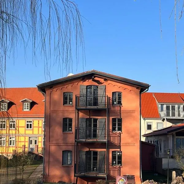 Eldenhof，位于普劳西的酒店