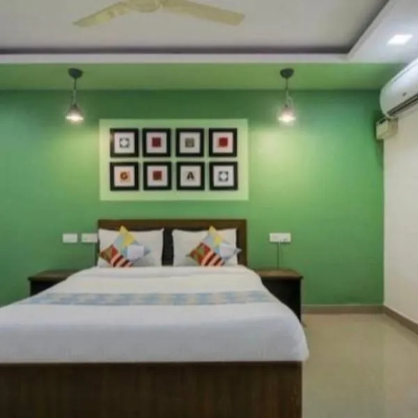 Hotel Sai Advika，位于马普萨的酒店