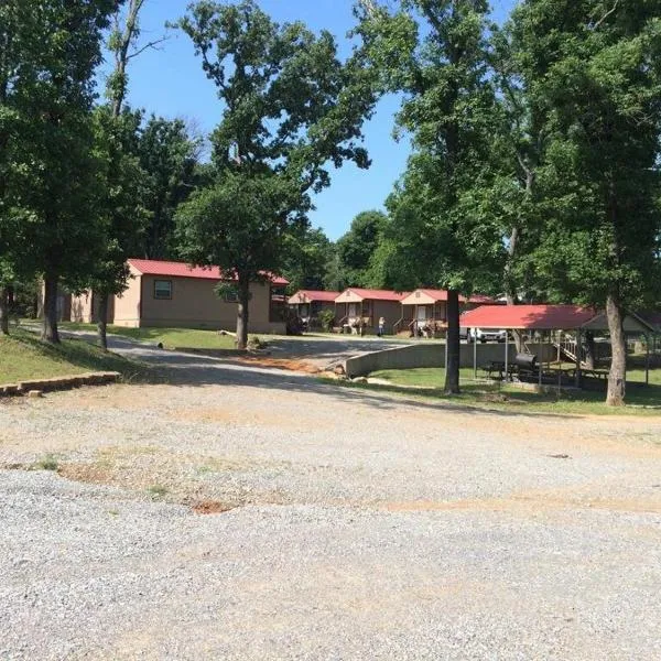 Anglers Hideaway Cabins，位于杜兰特的酒店