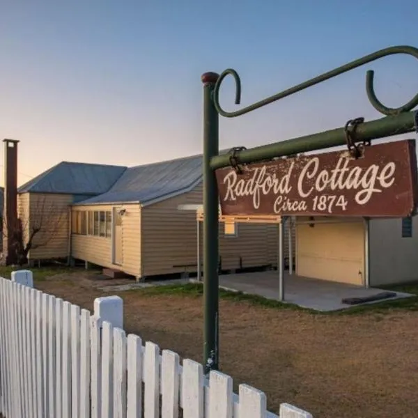 The Radford Couples Cottage Heart of Stanthorpe，位于史丹霍普的酒店