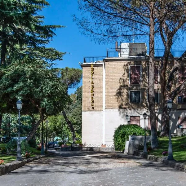 Hotel Santa Prisca，位于罗马的酒店