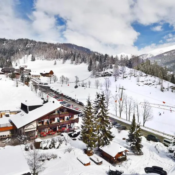 伯格霍夫希尔万德酒店，位于巴德小基希海姆的酒店