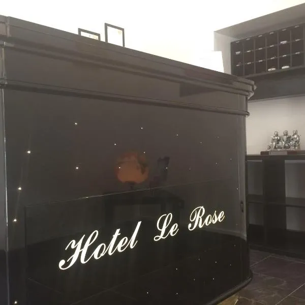 乐罗斯酒店，位于蒂沃利泰尔梅的酒店