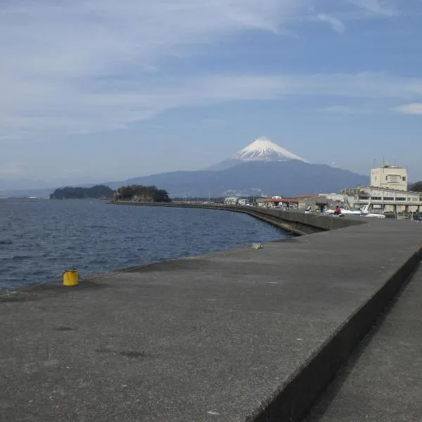 Marina bay Numazu マリーナベイ沼津 BBQ可，位于富士市的酒店