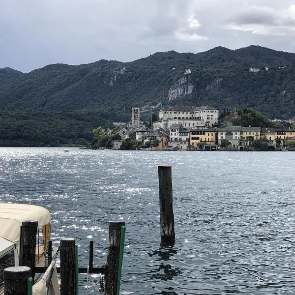 Appartamento vacanze al lago Orta San Giulio，位于奥尔塔圣朱利奥的酒店