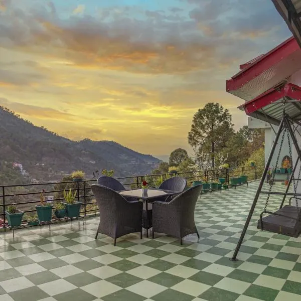 The Green Heights Cottage Kasauli，位于索兰的酒店