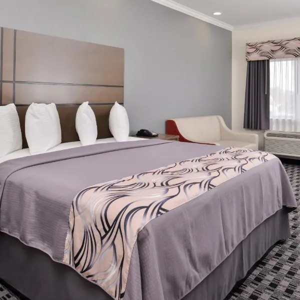 Crystal Inn & Suites IAH Humble，位于亨博尔的酒店