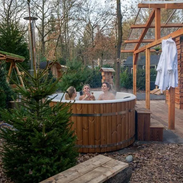 ZEN-Bungalow NO 3 met sauna en hottub，位于Loozen的酒店