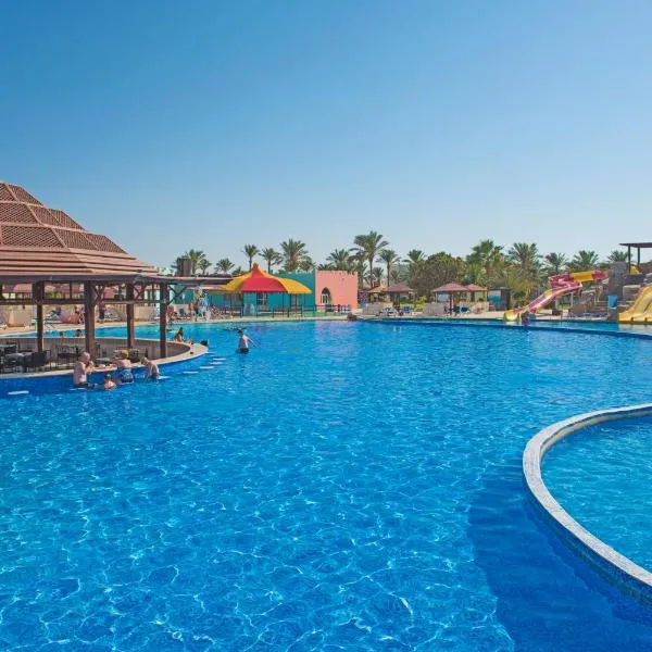 Sunrise Royal Makadi Resort，位于Sa‘l Ḩashīsh的酒店
