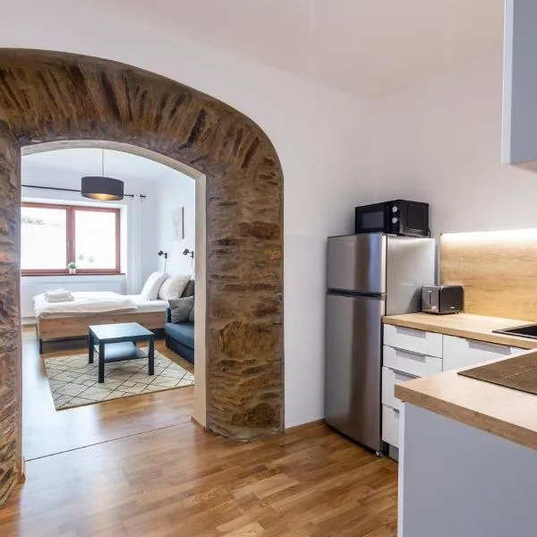 U Pivovaru - Apartments Boží Dar，位于博兹达尔的酒店
