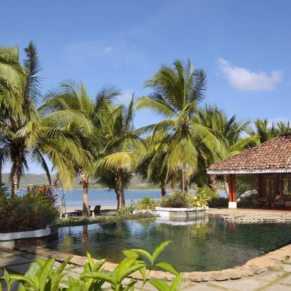 Villa Marina Lodge & Condos，位于Isla de Cañas的酒店