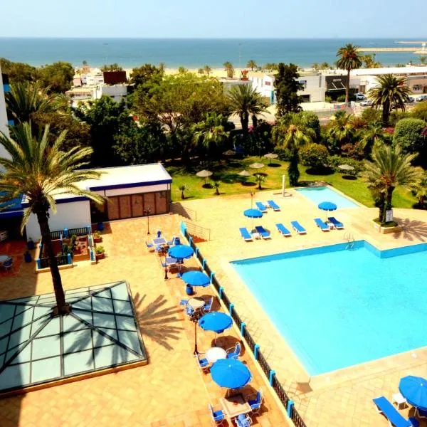 绿洲酒店&Spa，位于Dcheira El Jihadia的酒店