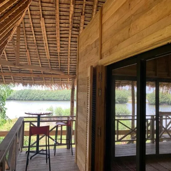 Natura luxury camp，位于Sègbohouè的酒店