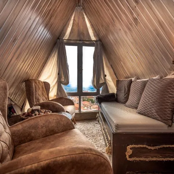 Lykovrisi Guest House，位于阿拉霍瓦的酒店