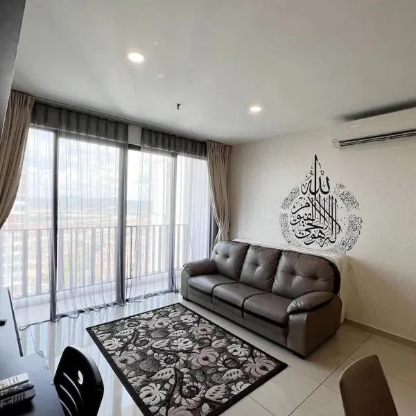 iCity 2Bedroom Near Themepark & Mall Free Parking Muslim Friendly，位于Kampong Padang Jawa的酒店