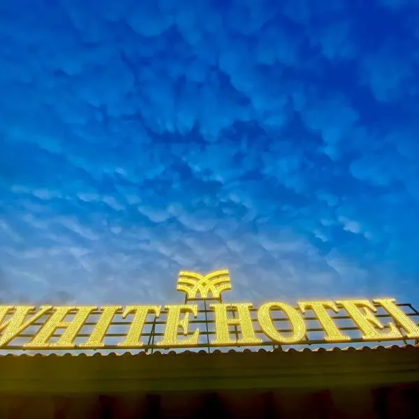 WHITE HOTEL，位于谅山的酒店