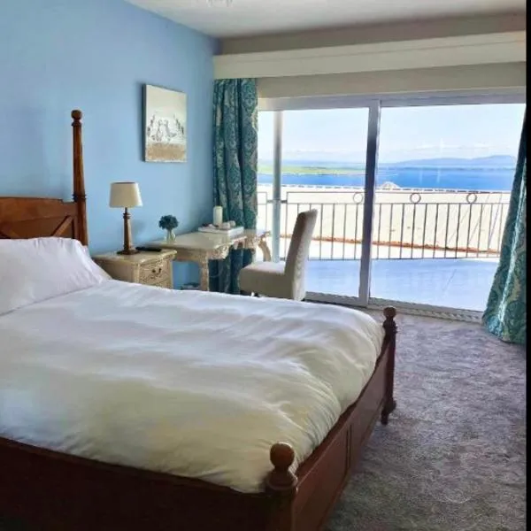 Haven Rooms Sea View at The Blue Haven，位于多尼戈尔的酒店