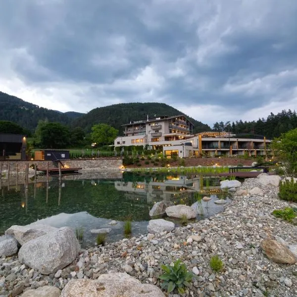Bonfanti Design Hotel，位于崔聂斯的酒店