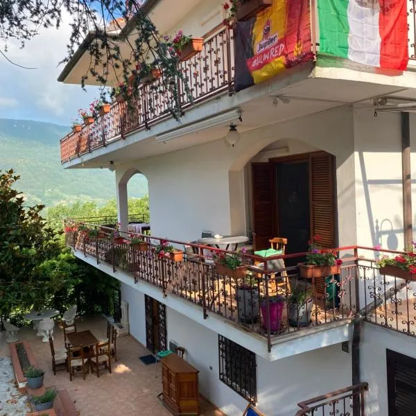 B&B Rox e Claudia，位于Lugnola的酒店