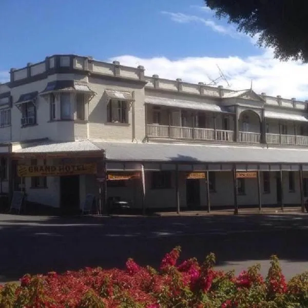 Grand Hotel Mount Morgan，位于Mount Morgan的酒店