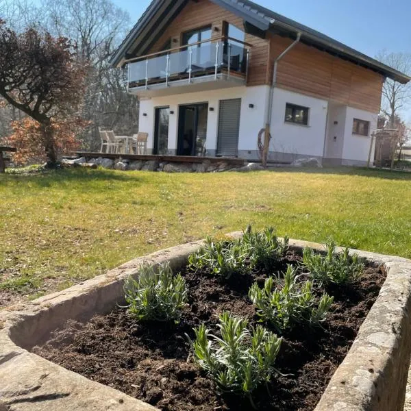 The Red One Edersee，位于Bringhausen的酒店