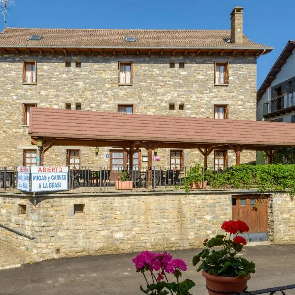Hostal Kimboa，位于Burgui的酒店