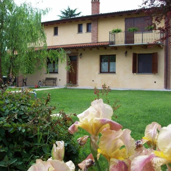 帕维亚阿格里村庄酒店，位于Zerbolò的酒店