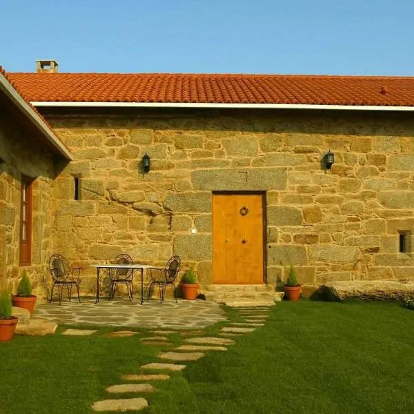 Casa Rural A Cobacha，位于Monfero的酒店